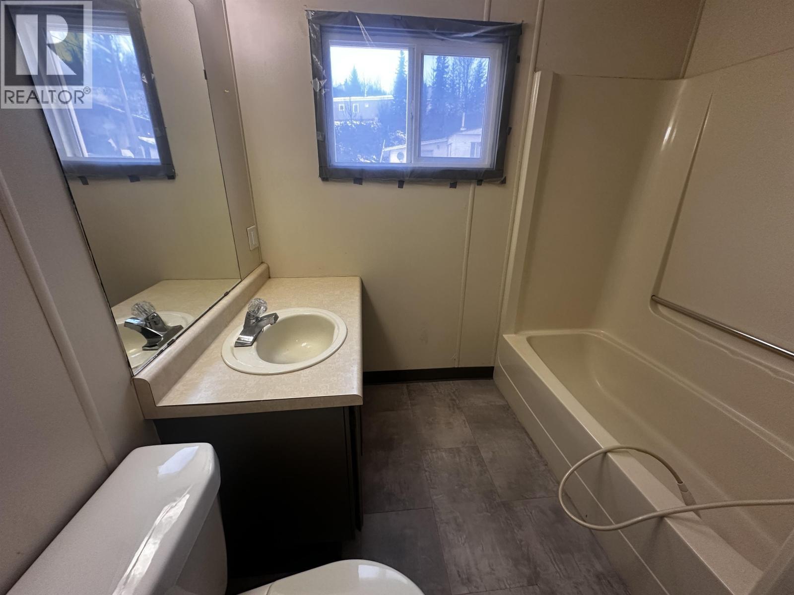 B2 160 16 Highway, Burns Lake, BC - Indoor Photo Showing Bathroom