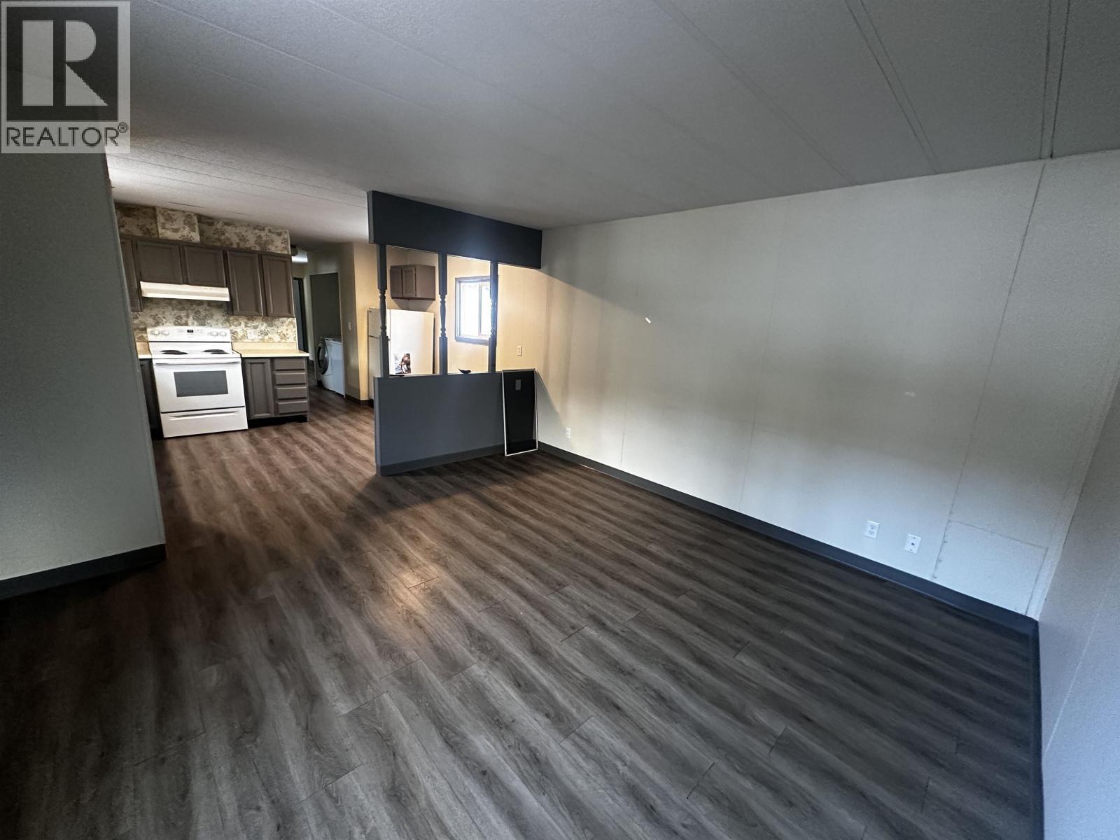 B2 160 16 Highway, Burns Lake, BC - Indoor Photo Showing Other Room