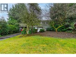 1760 BOWMAN AVENUE Coquitlam, BC V3J 6C8