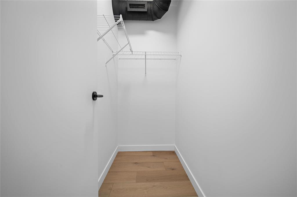 204 287 Hamilton Street, Neepawa, MB - Indoor