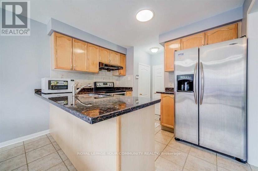 7 Bern Street, Markham, ON - Indoor Photo Showing Kitchen