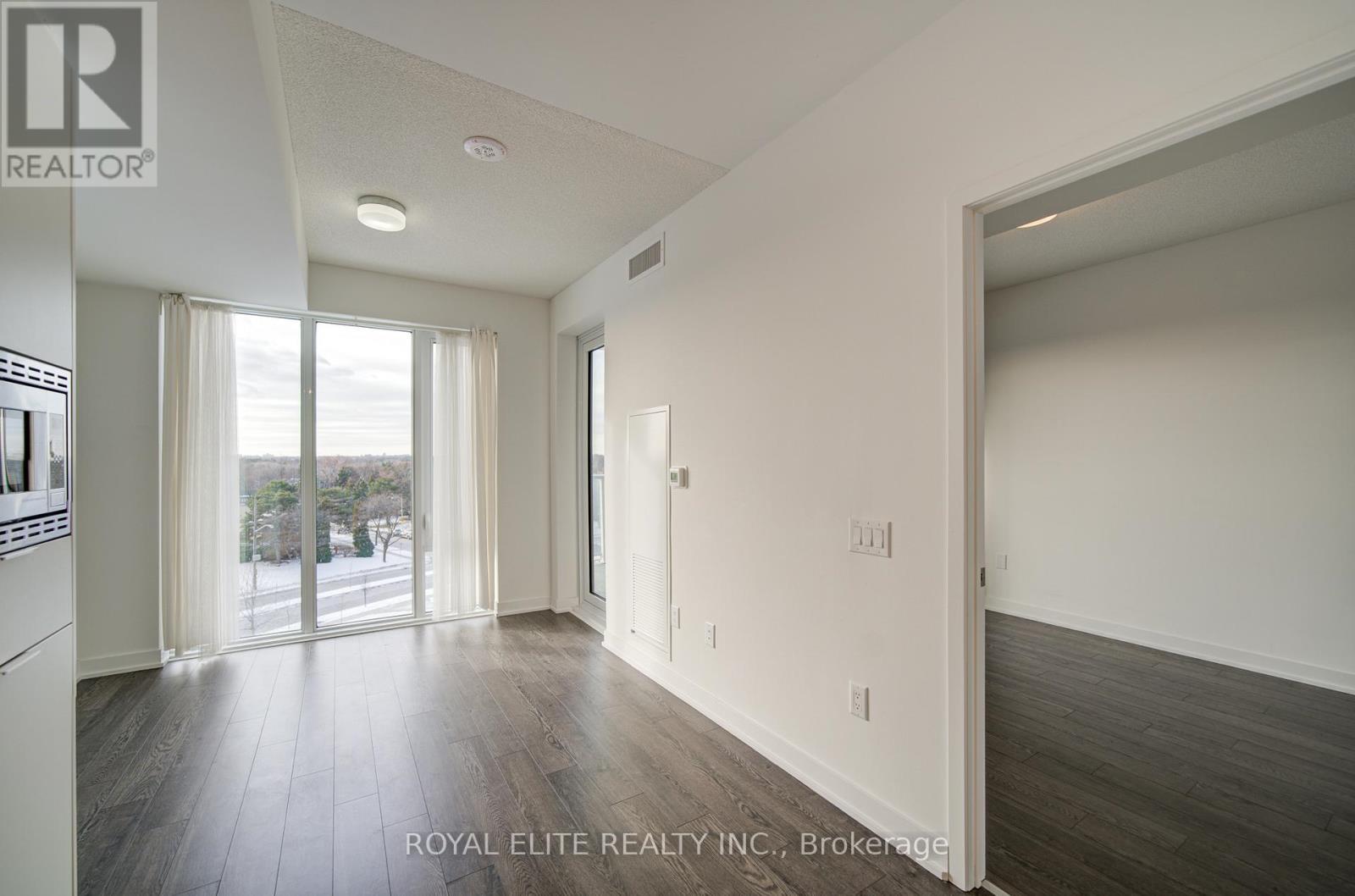 535 - 20 O'Neill Road, Toronto, ON - Indoor Photo Showing Other Room