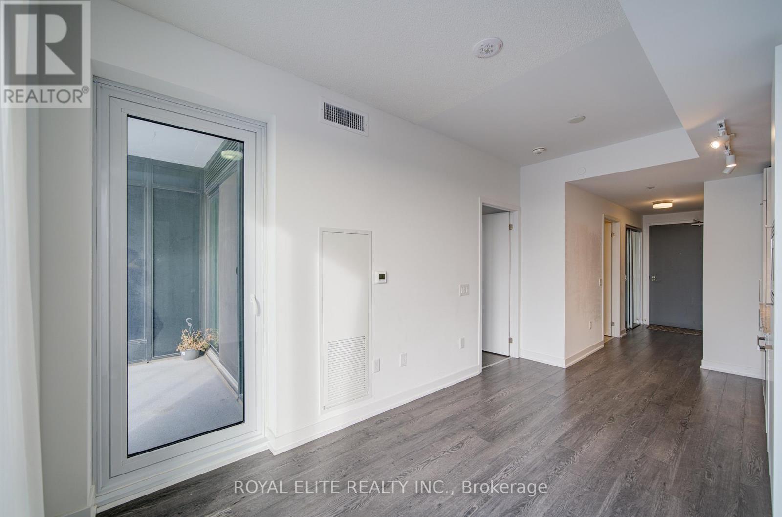 535 - 20 O'Neill Road, Toronto, ON - Indoor Photo Showing Other Room