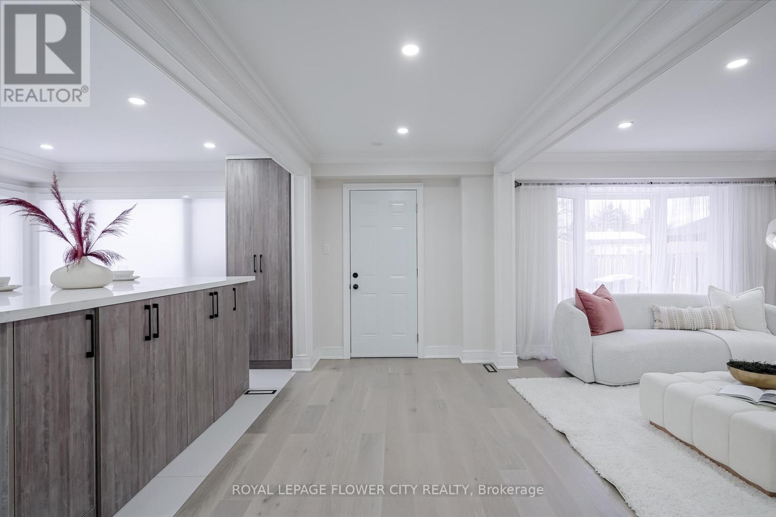 56 Nantucket Crescent, Brampton, ON - Indoor