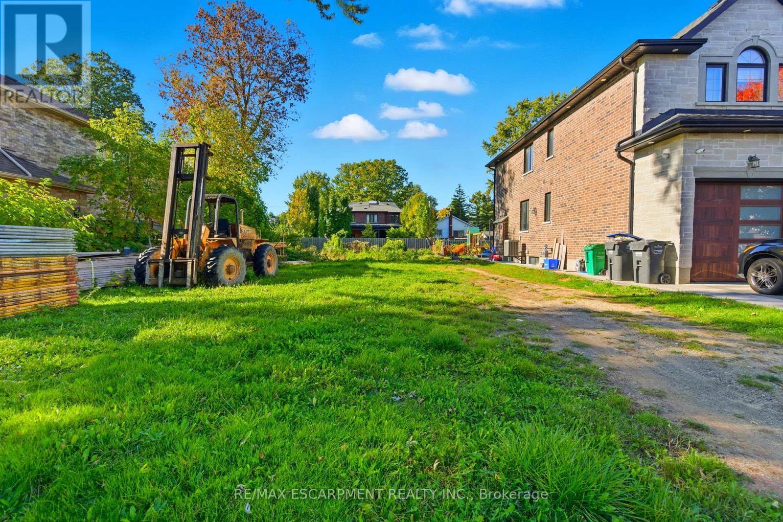 75 Troy Street, Mississauga, ON