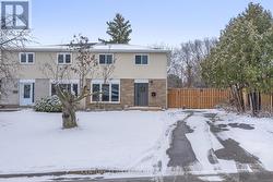 25 DAVENPORT CRESCENT Brampton, ON L6T 3L5