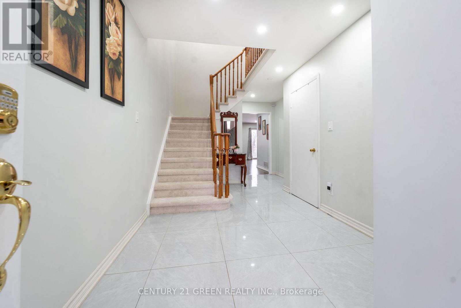 61 Kingknoll Drive, Brampton, ON - Indoor Photo Showing Other Room