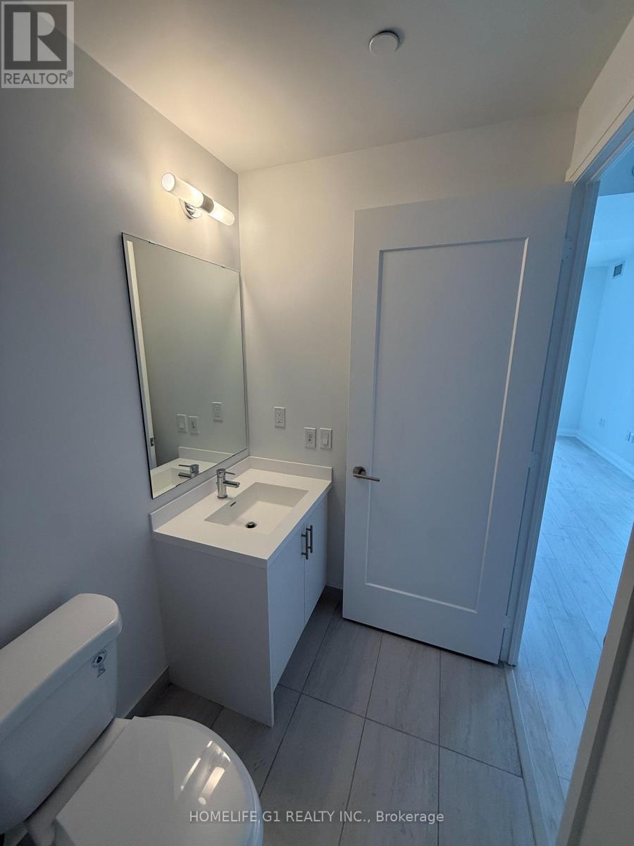 204 - 412 Silver Maple Road, Oakville, ON - Indoor Photo Showing Bathroom