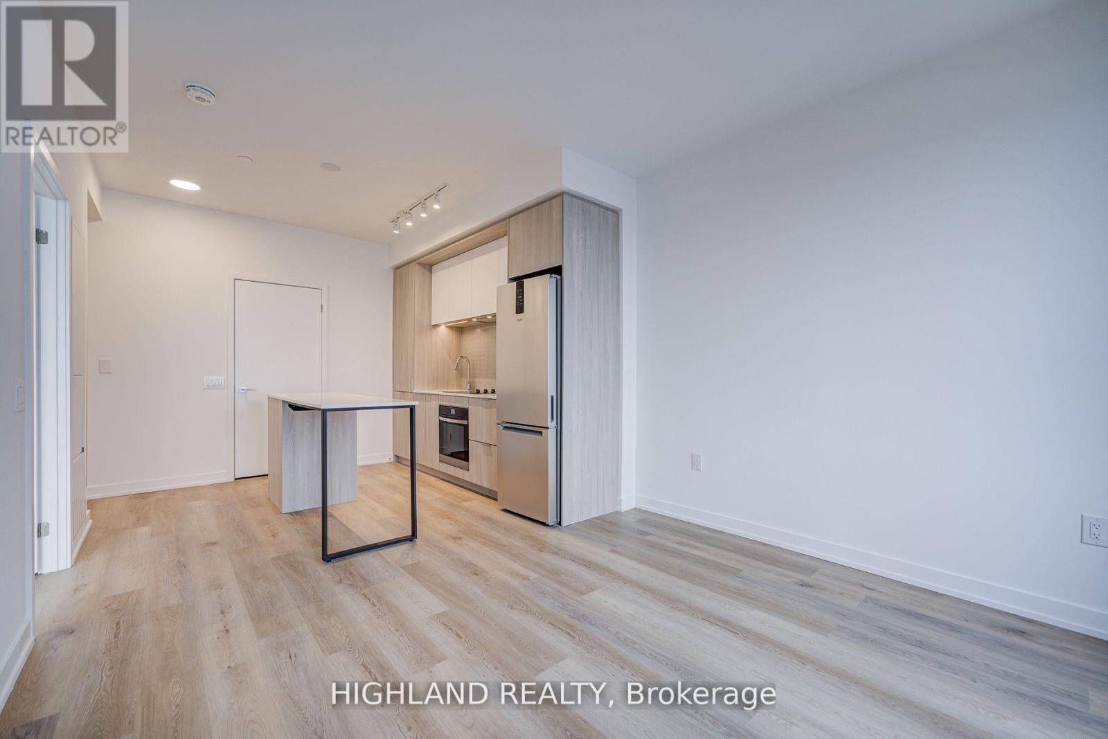 3409 - 395 Square One Drive, Mississauga, ON - Indoor Photo Showing Kitchen