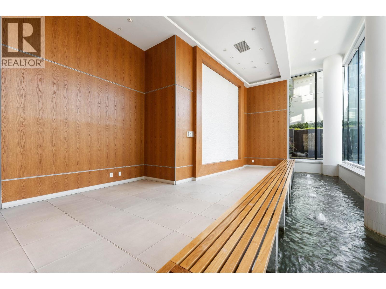 1110 7888 Ackroyd Road, Richmond, BC - Indoor Photo Showing Other Room