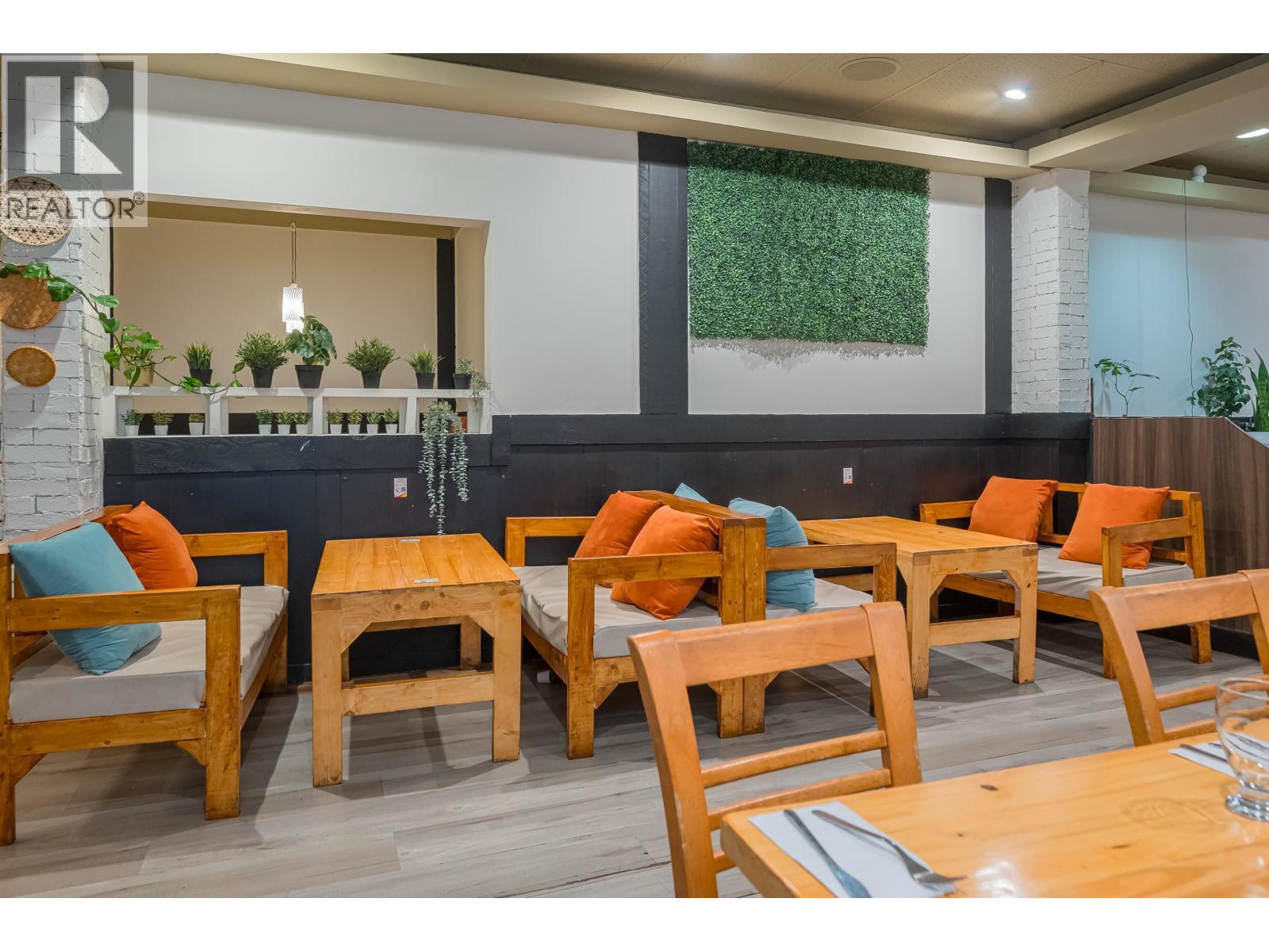 6372 Fraser Street, Vancouver, BC