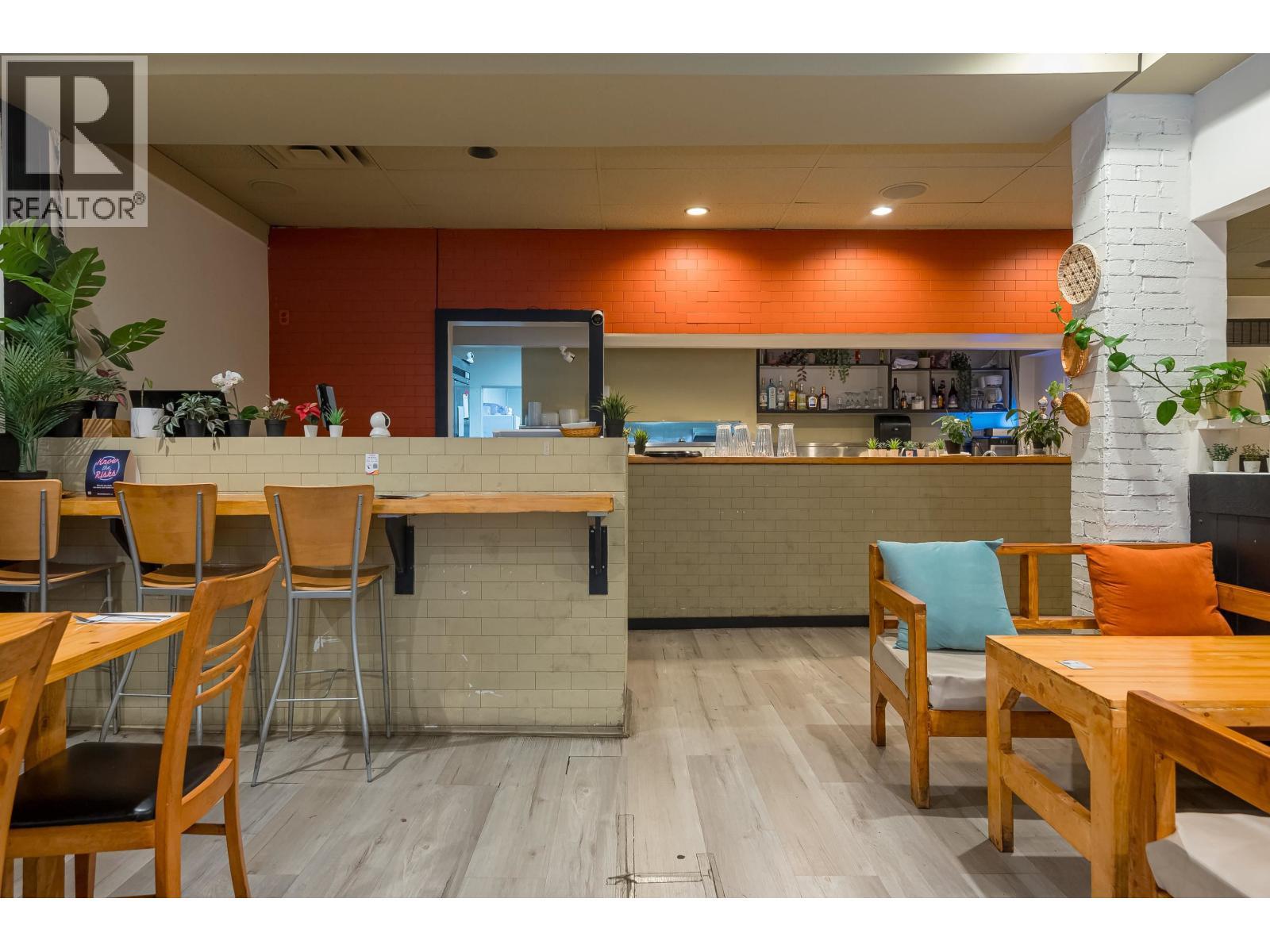 6372 Fraser Street, Vancouver, BC