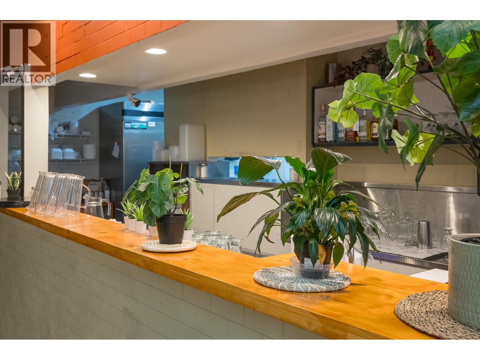 6372 Fraser Street, Vancouver, BC