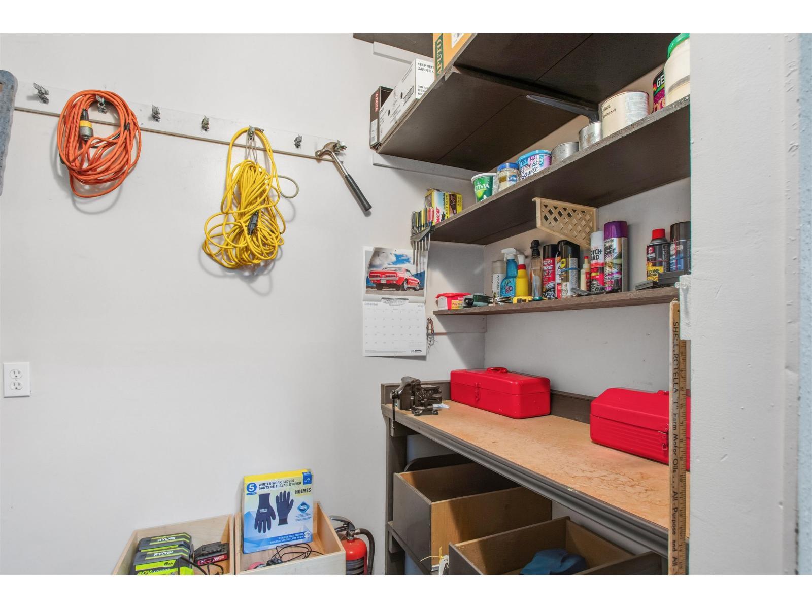 5917 Kildare Place, Surrey, BC - Indoor