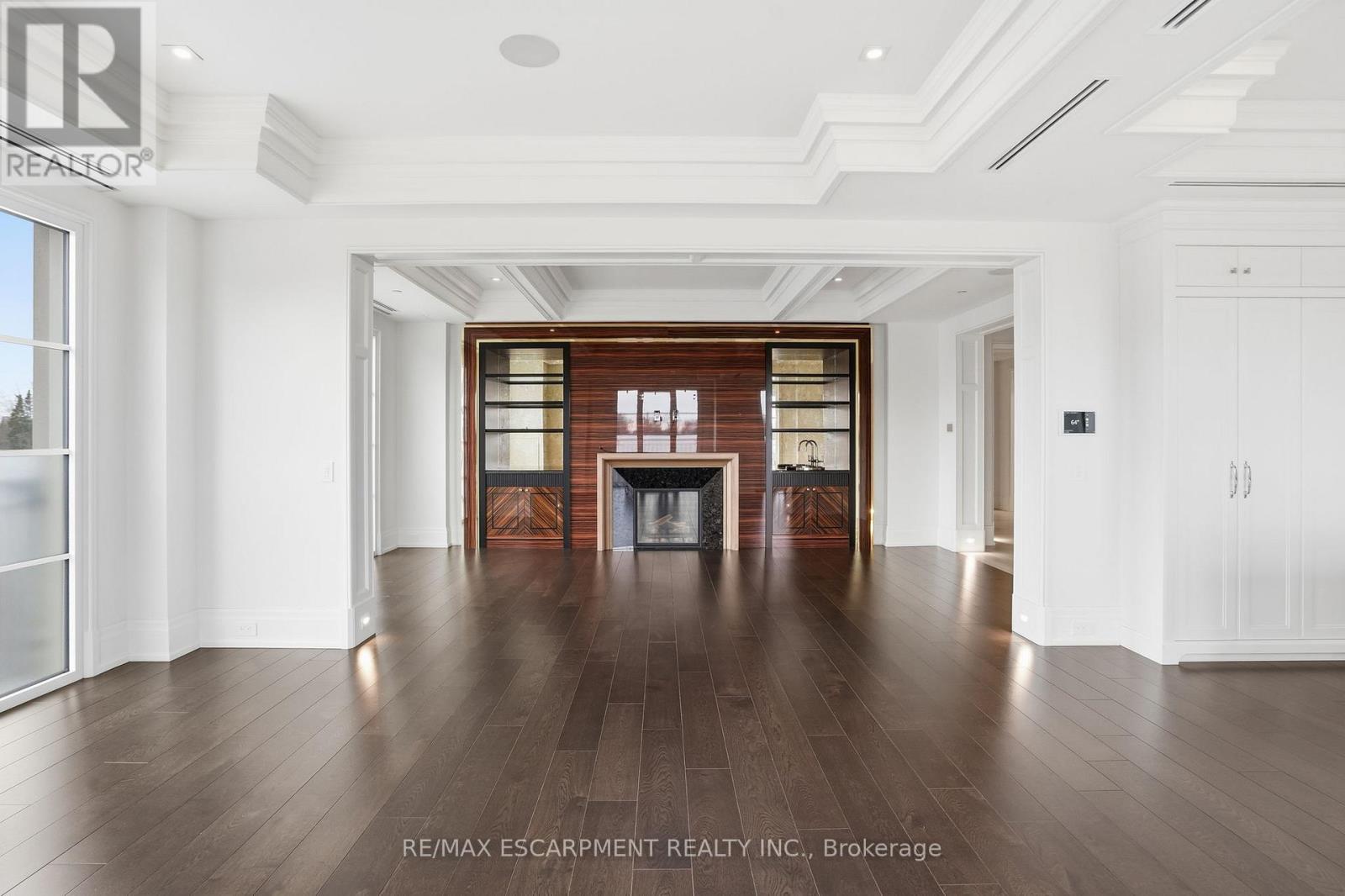 312 - 300 Randall Street, Oakville, ON - Indoor Photo Showing Other Room