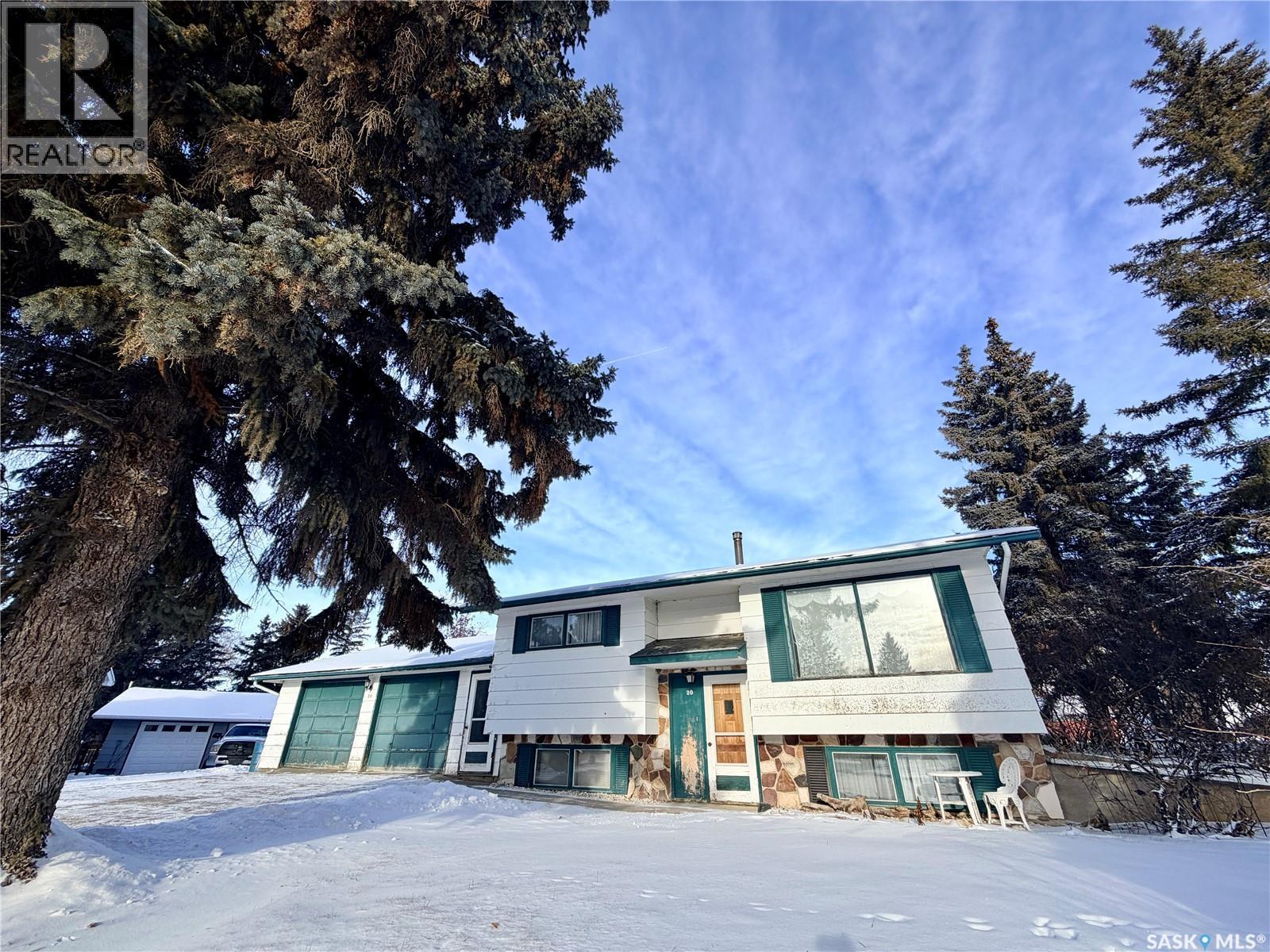 20 4Th Avenue E, Neilburg, SK - Outdoor