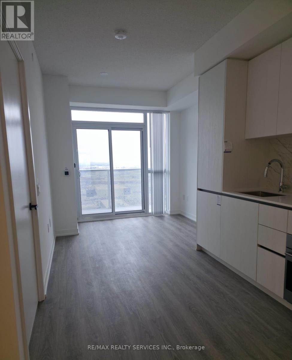 2008 - 8 Interchange Way, Vaughan, ON - Indoor