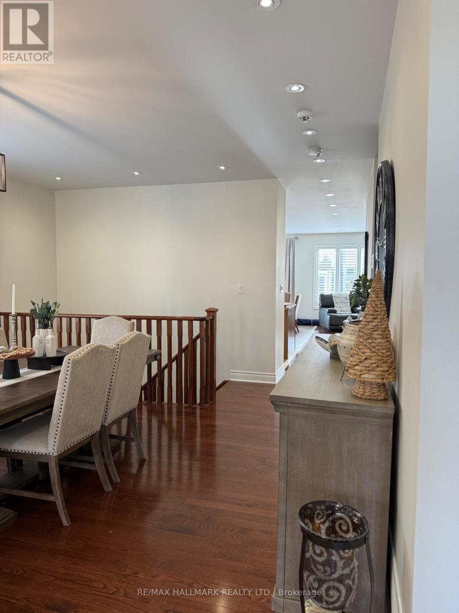 220 Tonner Crescent, Aurora, ON - Indoor