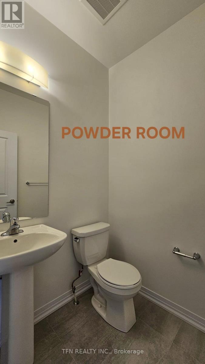 8 - 15 Peach Street, Thorold, ON - Indoor Photo Showing Bathroom