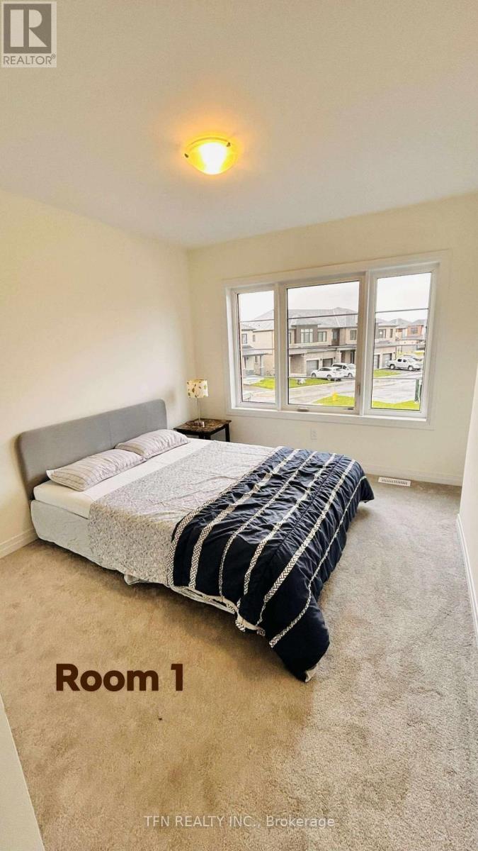 8 - 15 Peach Street, Thorold, ON - Indoor Photo Showing Bedroom