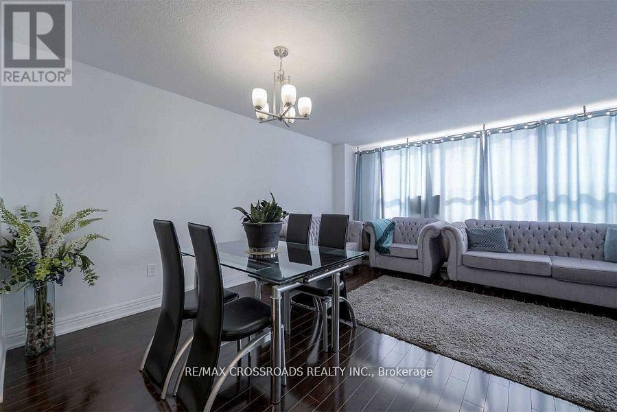 1109 - 45 Sunrise Avenue, Toronto, ON - Indoor