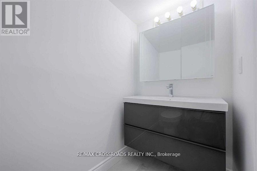 1109 - 45 Sunrise Avenue, Toronto, ON - Photo Showing Bathroom