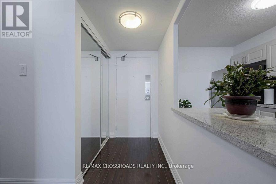 1109 - 45 Sunrise Avenue, Toronto, ON - Indoor Photo Showing Other Room