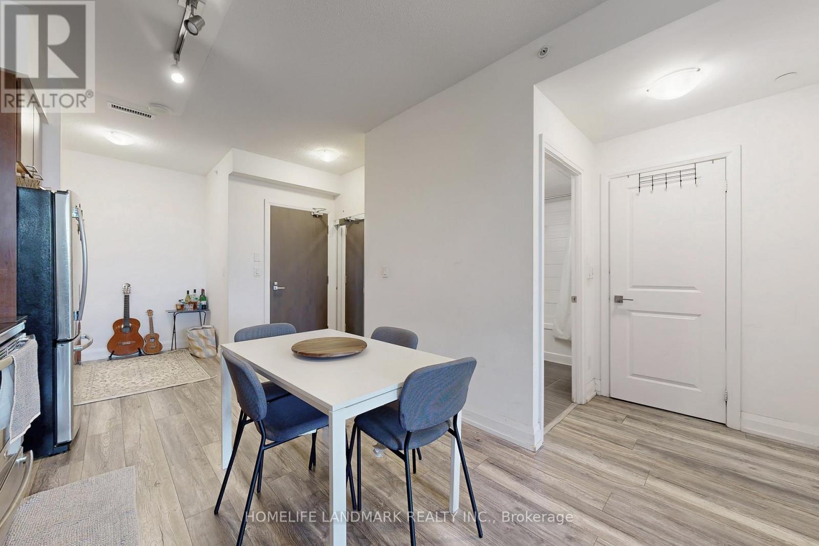 1123 - 7161 Yonge Street, Markham, ON - Indoor Photo Showing Dining Room