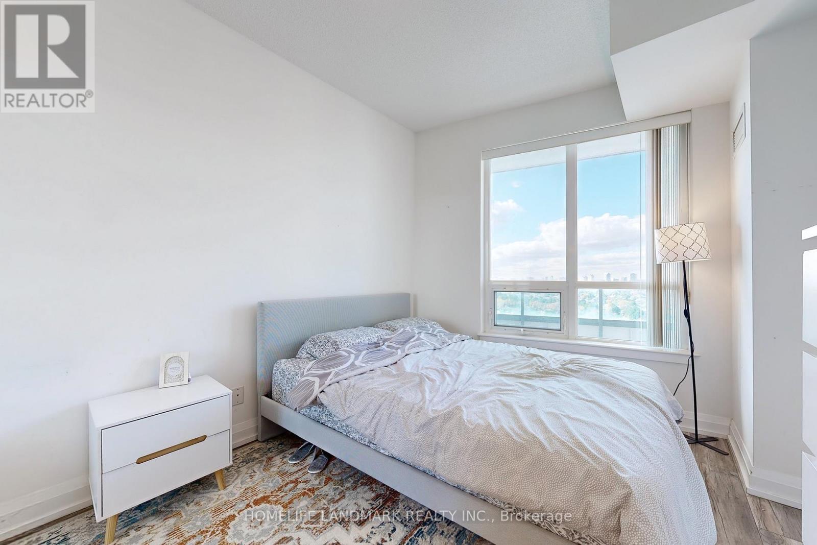 1123 - 7161 Yonge Street, Markham, ON - Indoor Photo Showing Bedroom