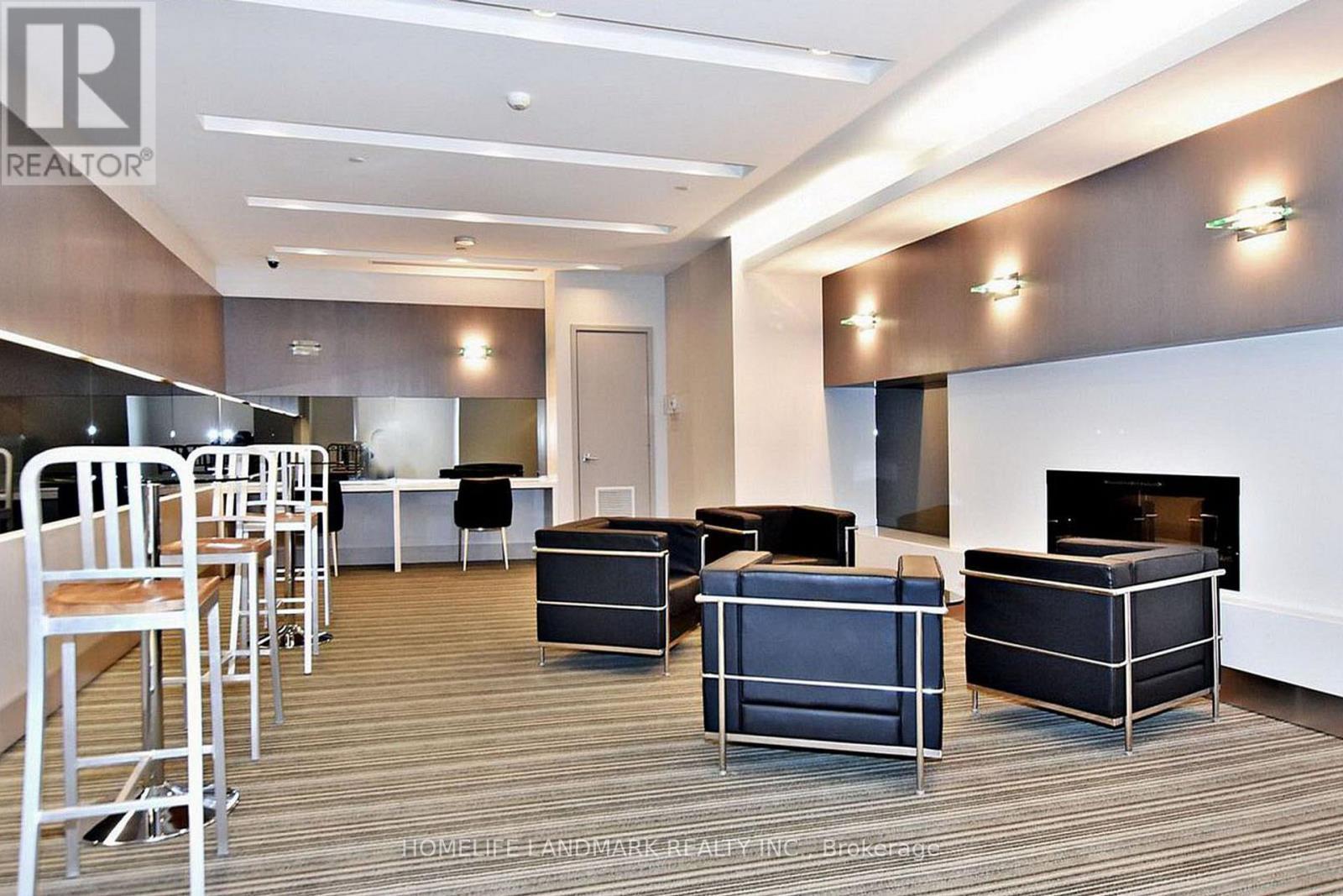 1123 - 7161 Yonge Street, Markham, ON - Indoor Photo Showing Other Room