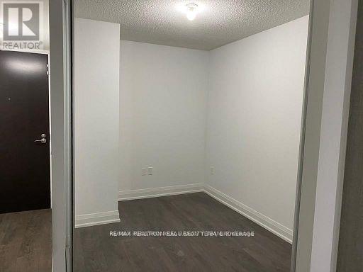 706 - 9 Valhalla Inn Road, Toronto, ON - Indoor Photo Showing Other Room