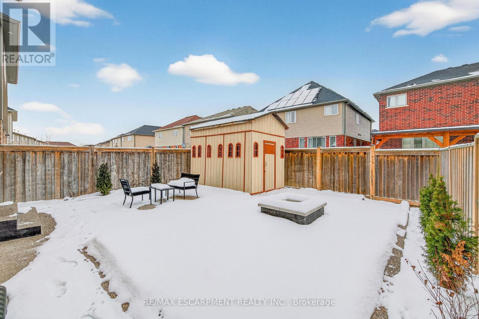 63 Chamomile Drive, Hamilton, ON - Outdoor