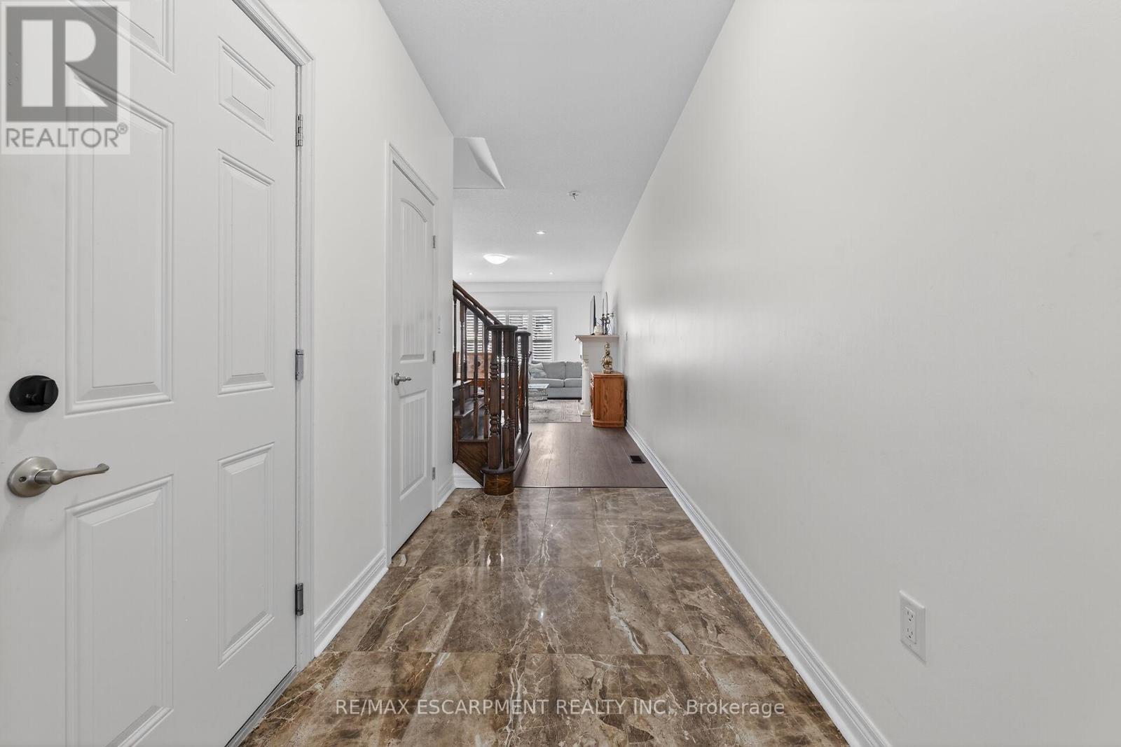 63 Chamomile Drive, Hamilton, ON - Indoor Photo Showing Other Room