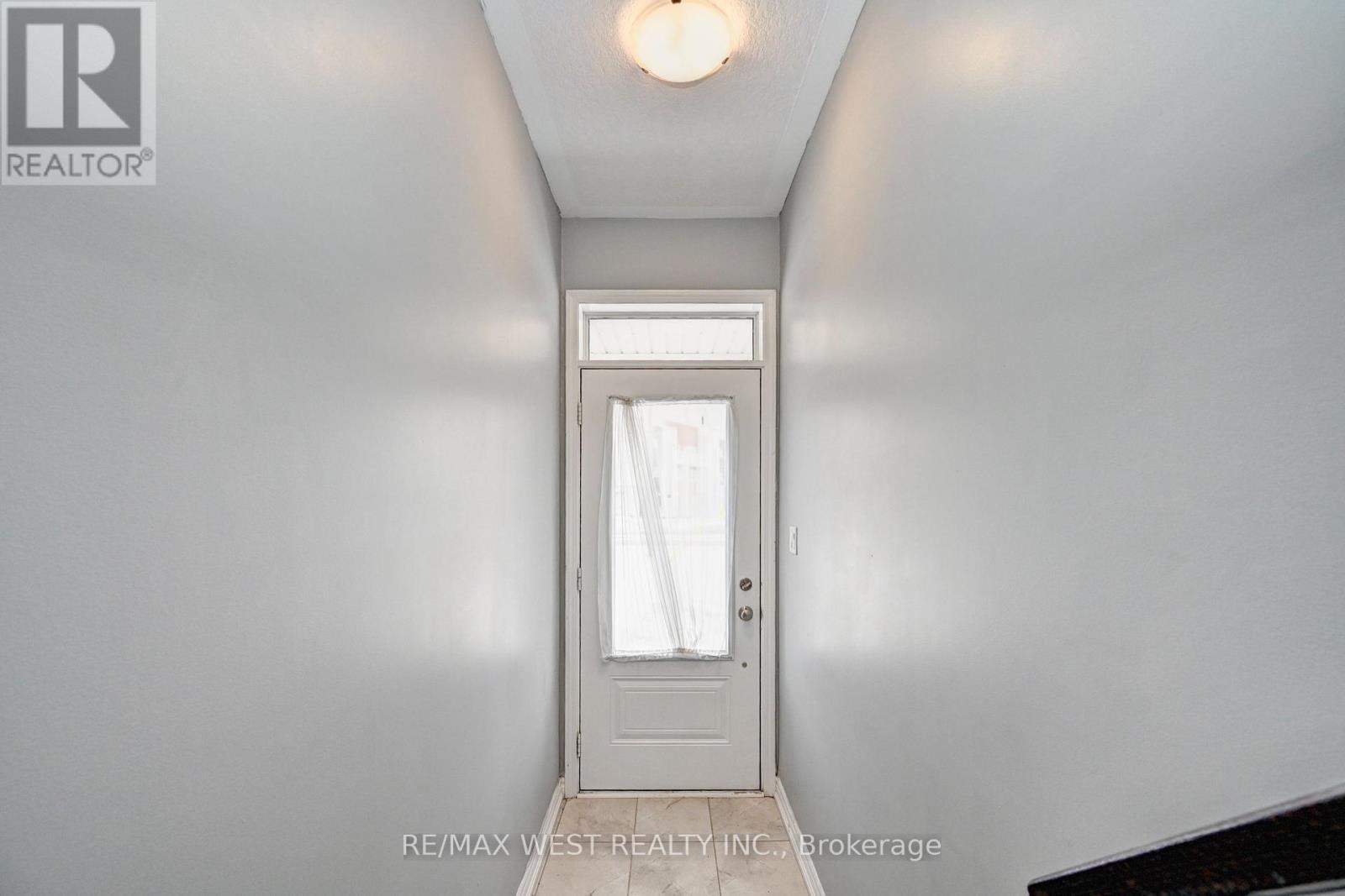 118 Daylily Lane, Kitchener, ON - Indoor Photo Showing Other Room