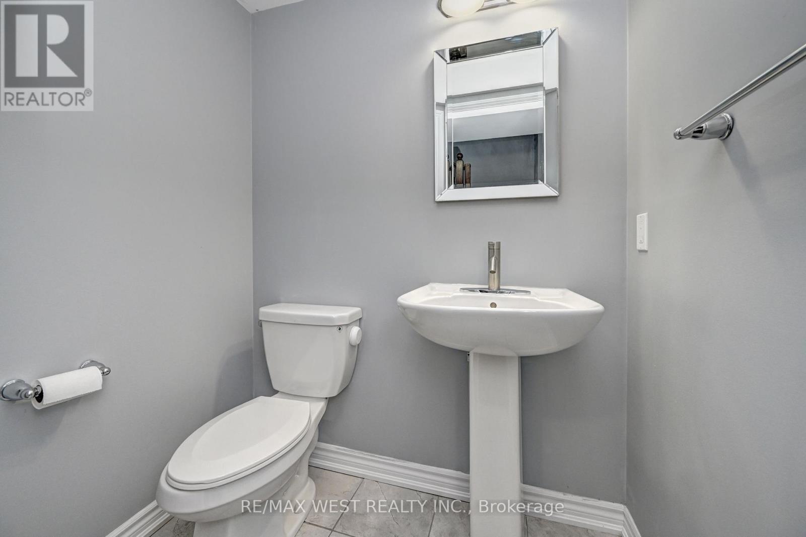118 Daylily Lane, Kitchener, ON - Indoor Photo Showing Bathroom