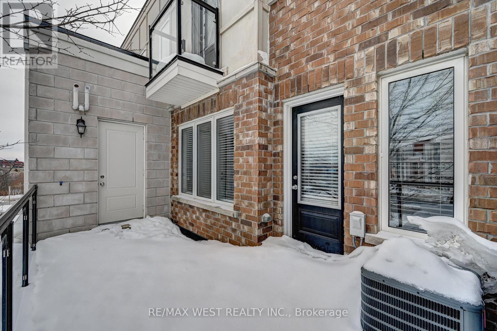 118 Daylily Lane, Kitchener, ON - Outdoor With Exterior