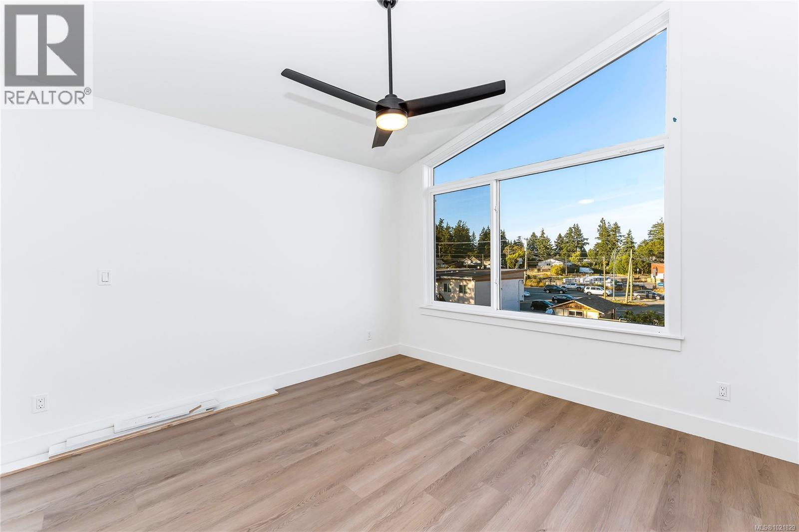 907 Vine Crt, Langford, BC - Indoor Photo Showing Other Room