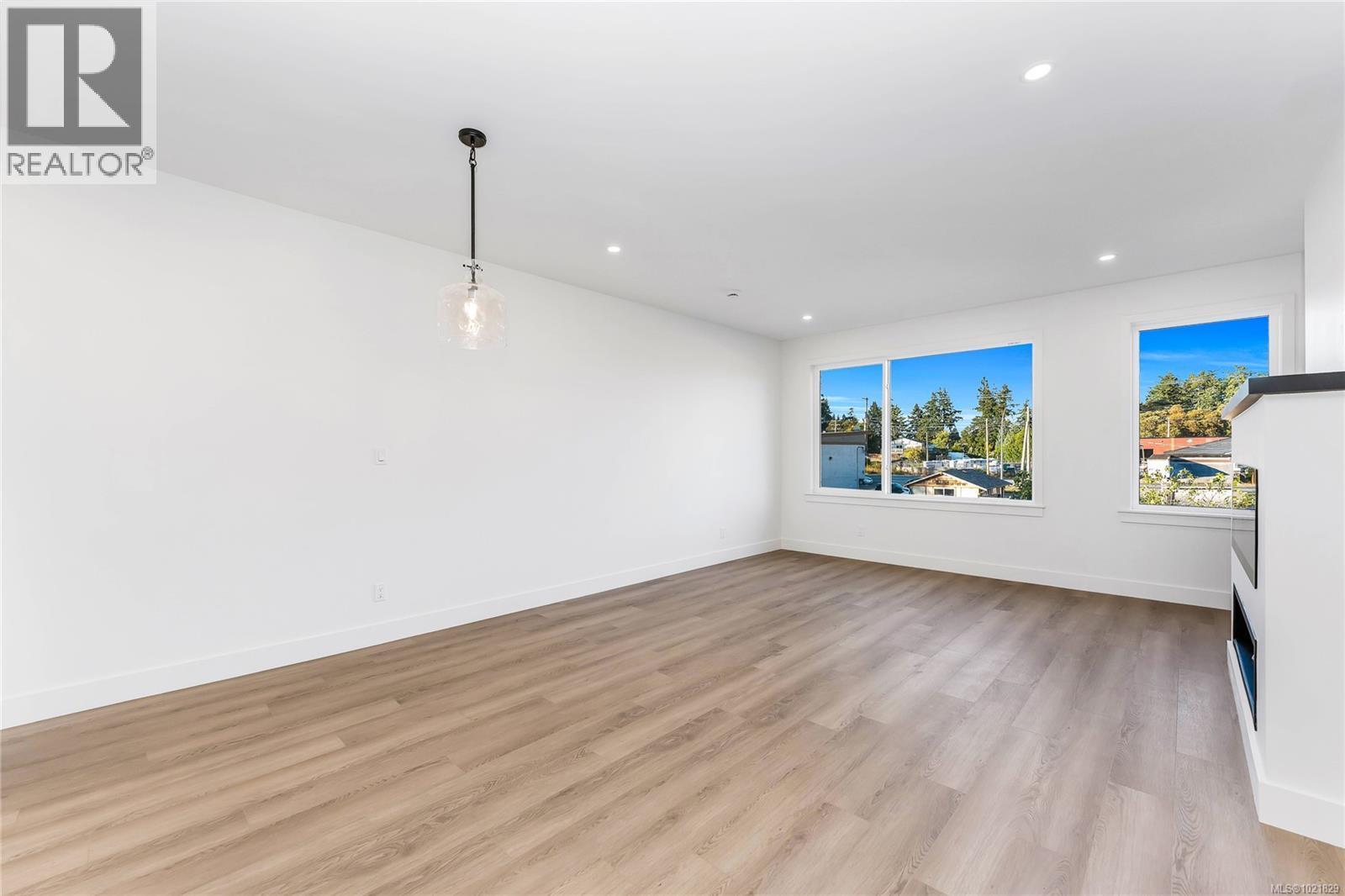 907 Vine Crt, Langford, BC - Indoor