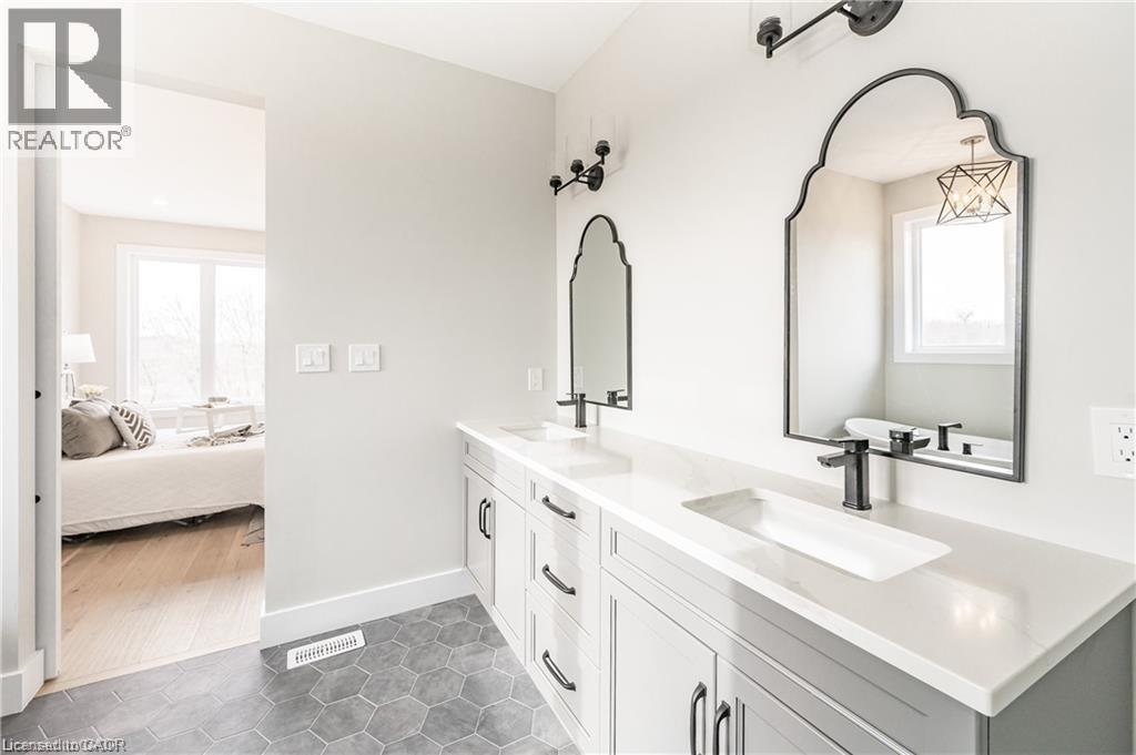 1050 Walton Avenue, North Perth, ON - Indoor Photo Showing Bathroom