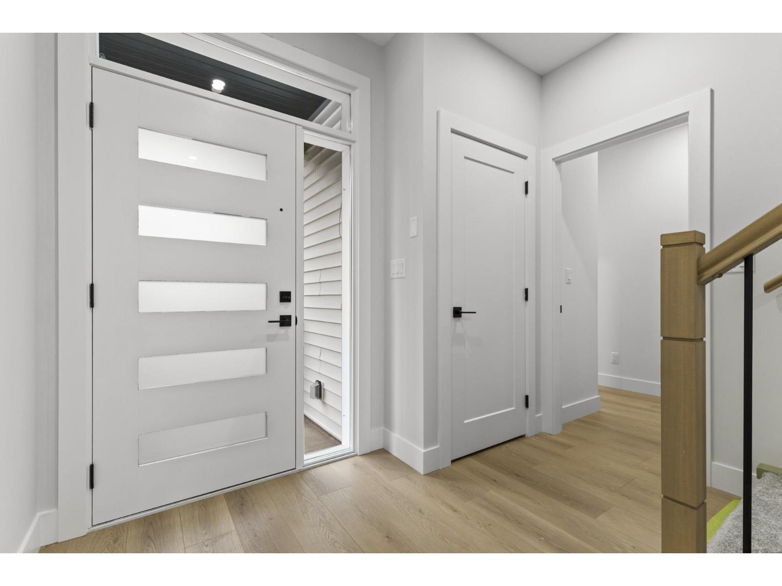 8588 Dunbar Way, Mission, BC - Indoor Photo Showing Other Room