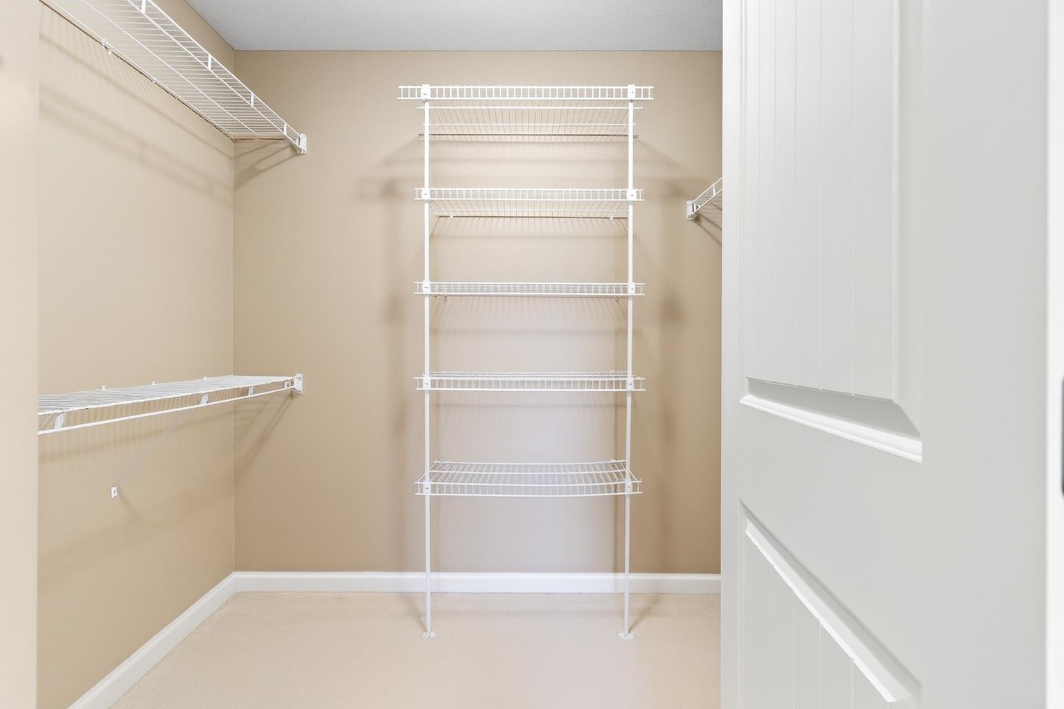 15072 61B Avenue, Surrey, BC - Indoor With Storage