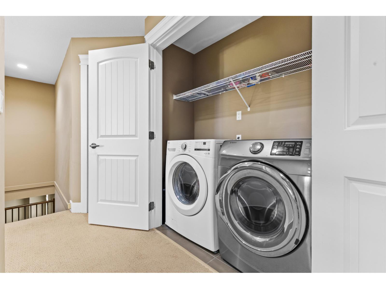 15072 61B Avenue, Surrey, BC - Indoor Photo Showing Laundry Room