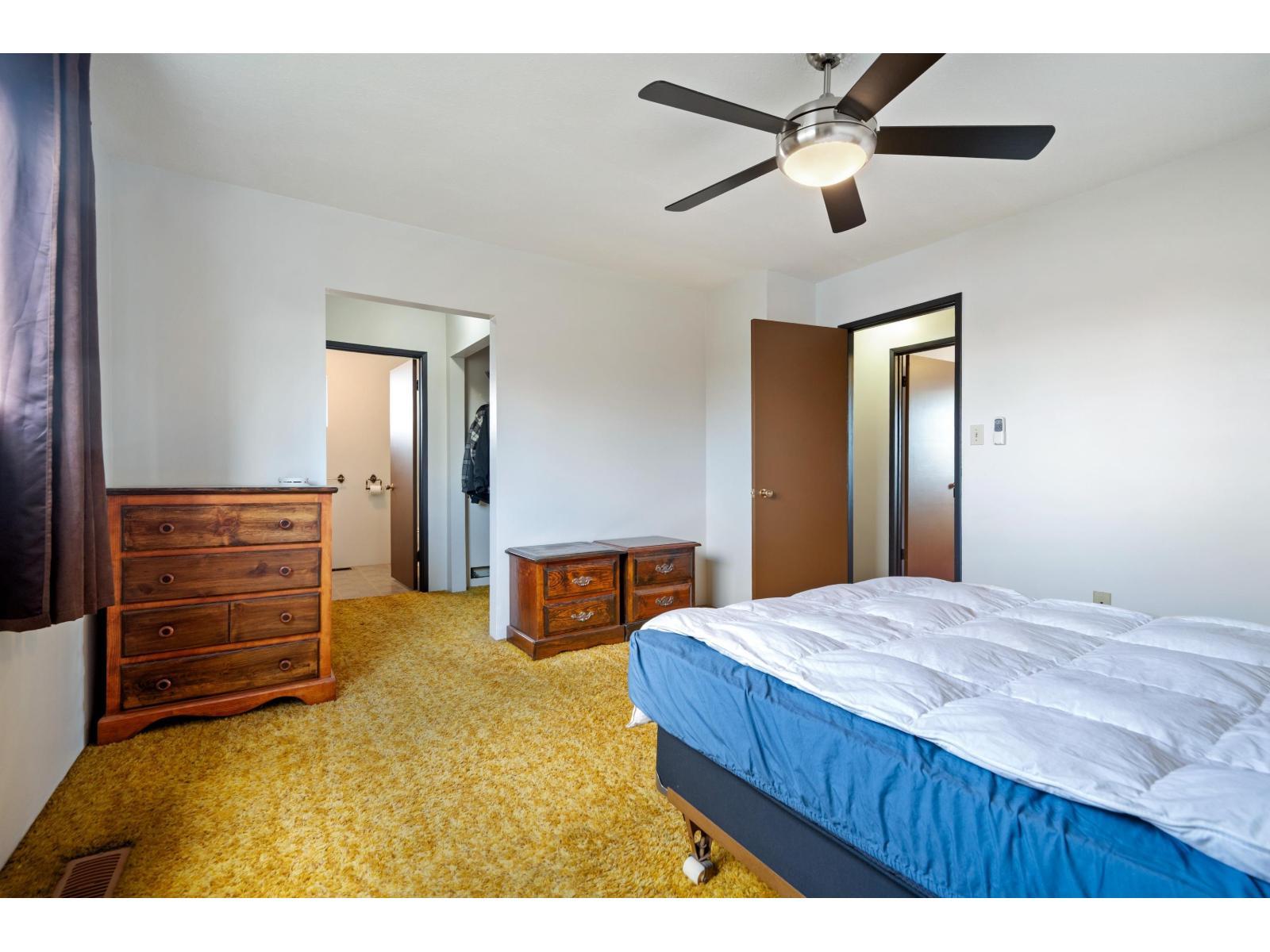 6055 172 Street, Surrey, BC - Indoor Photo Showing Bedroom