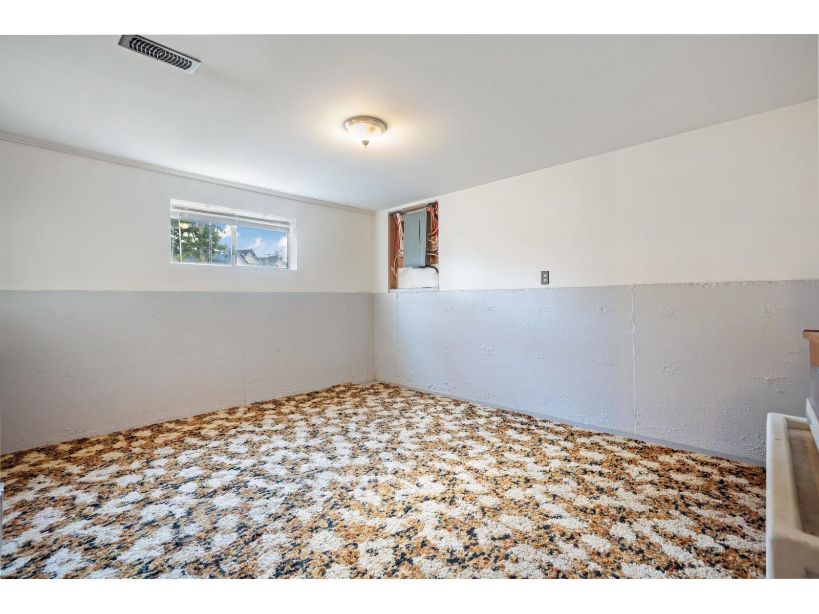 6055 172 Street, Surrey, BC - Indoor