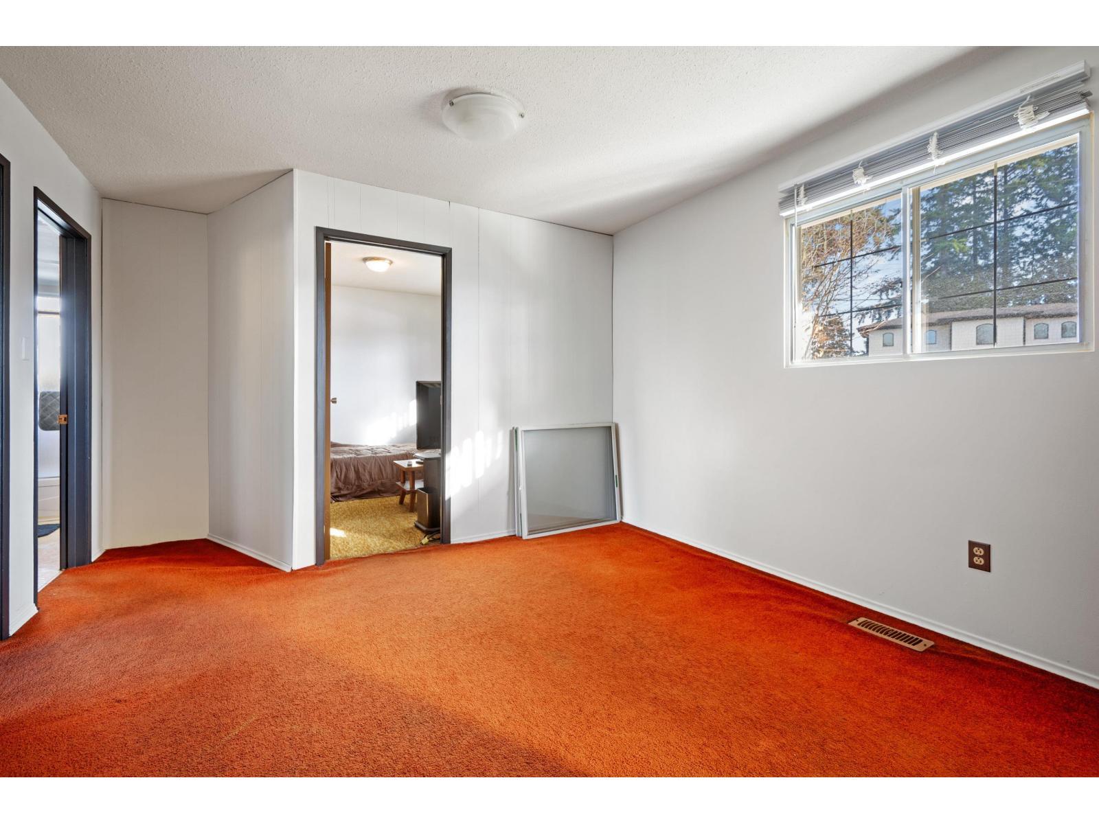 6055 172 Street, Surrey, BC - Indoor Photo Showing Other Room