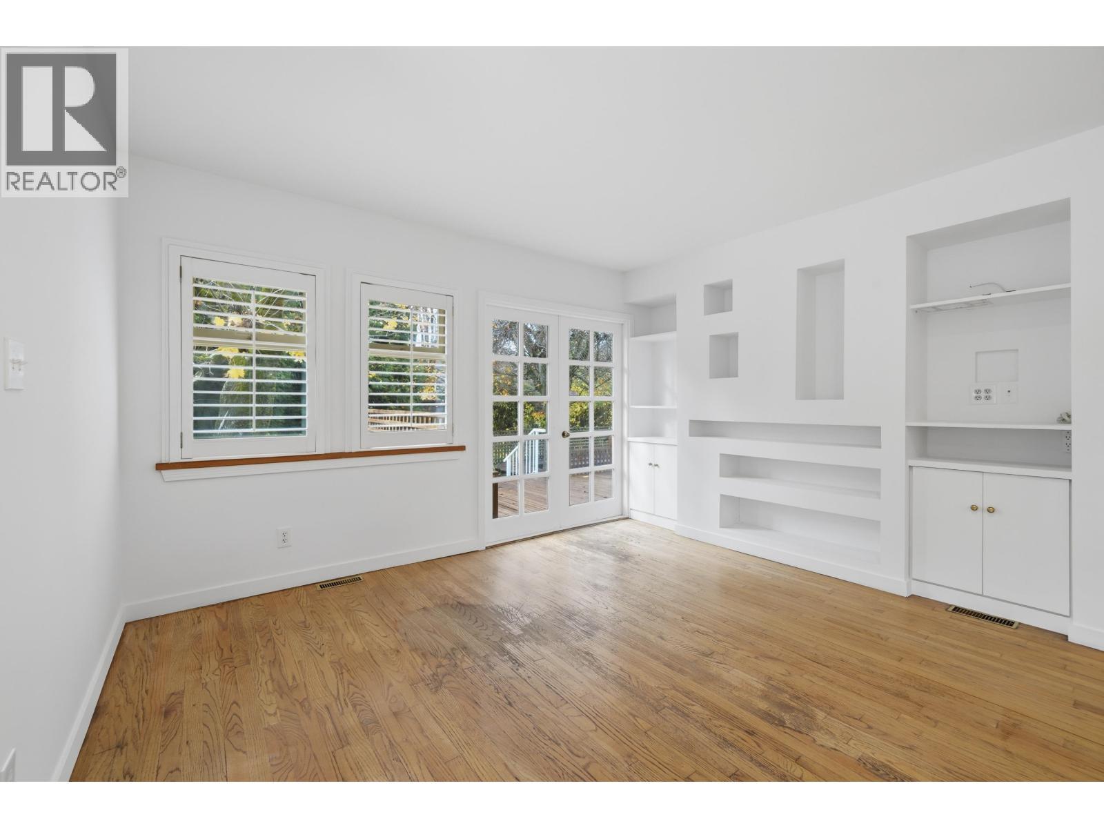 5761 Holland Street, Vancouver, BC - Indoor Photo Showing Other Room