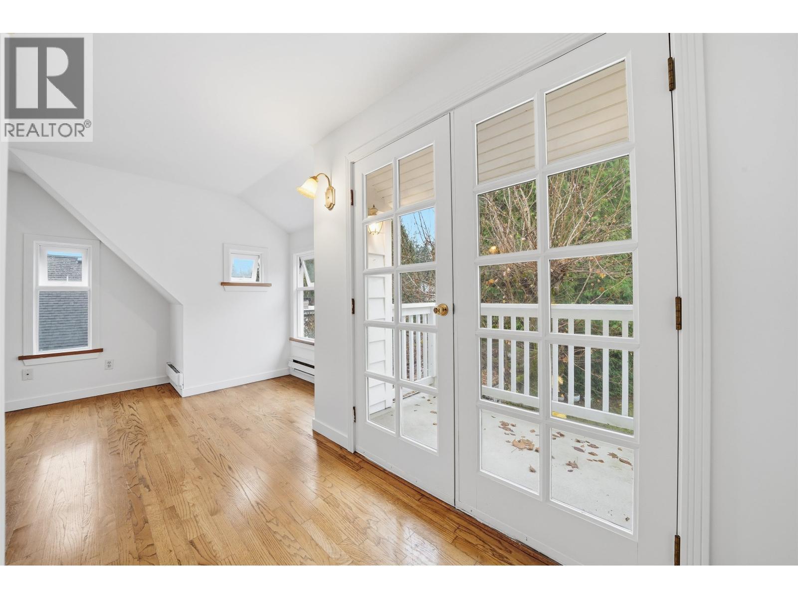 5761 Holland Street, Vancouver, BC - Indoor Photo Showing Other Room