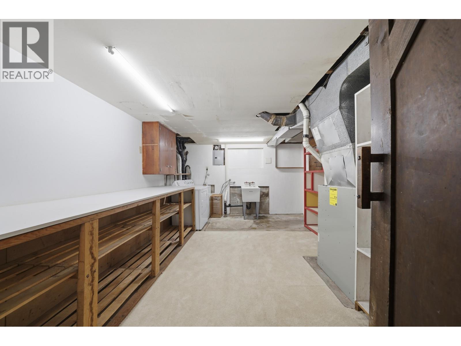 5761 Holland Street, Vancouver, BC - Indoor Photo Showing Basement