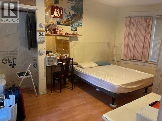 3034 Glen Drive, Vancouver, BC - Indoor Photo Showing Other Room