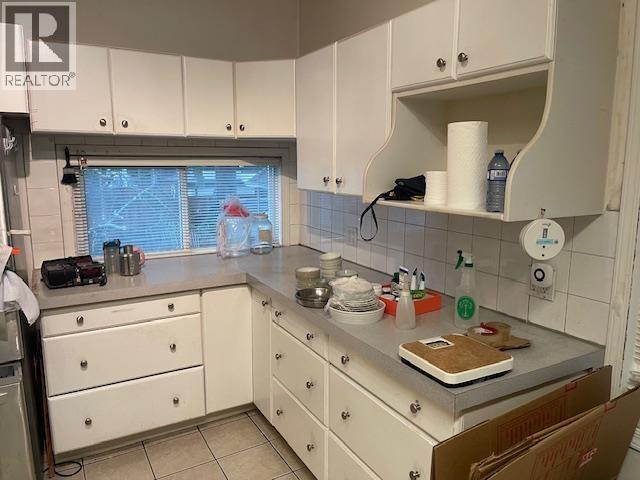 3034 Glen Drive, Vancouver, BC - Indoor Photo Showing Kitchen